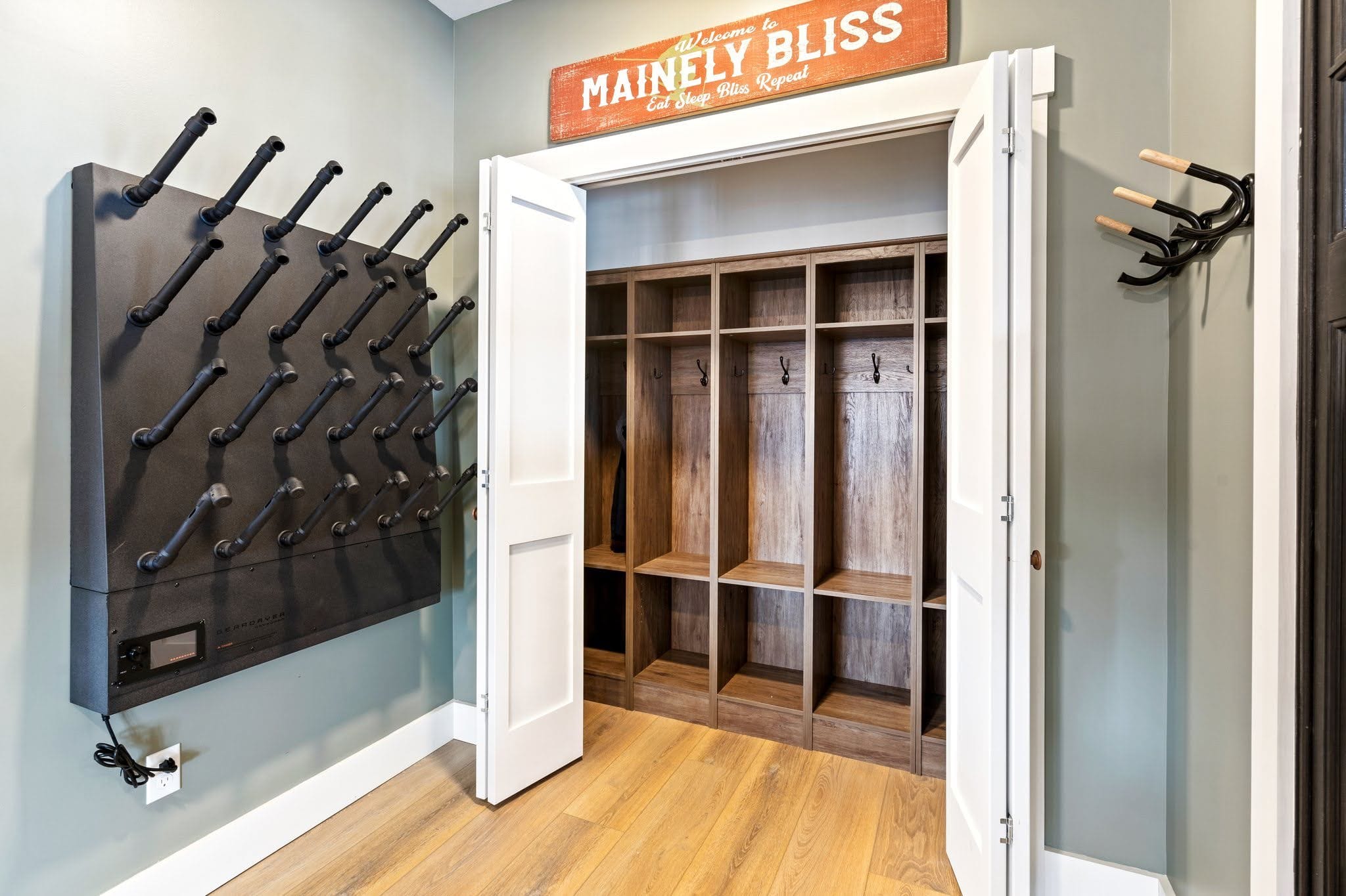 Mainely Bliss — photo 15